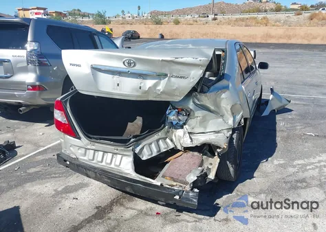 2003 Toyota Camry Le z USA, uszkodzony, nr VIN JTDBE32KX30154150